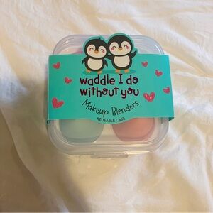 💖NIP True Beauty Pink & Blue Beauty Blenders 4 Pack